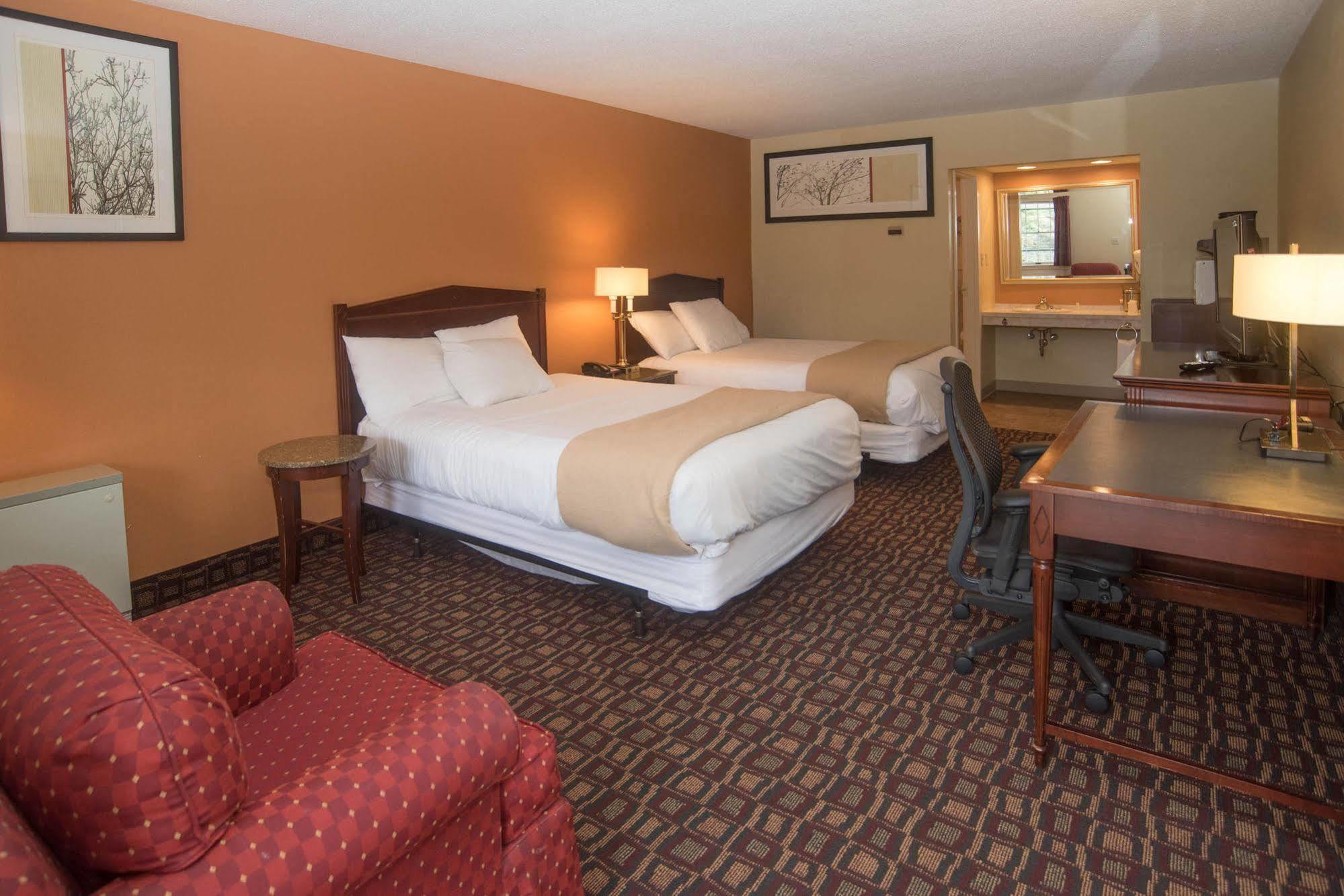 Colonnade Inn Lyndonville Εξωτερικό φωτογραφία