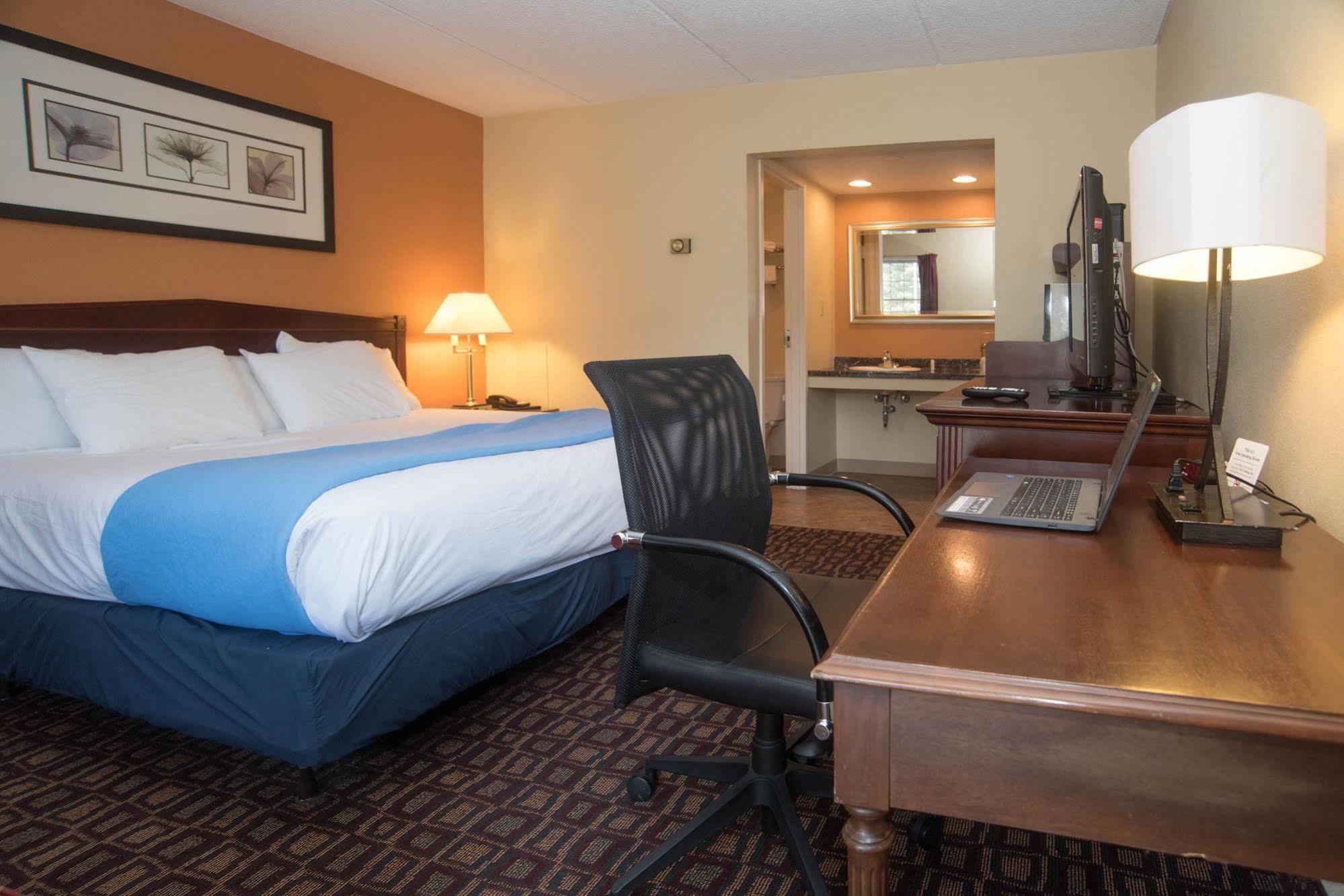 Colonnade Inn Lyndonville Εξωτερικό φωτογραφία