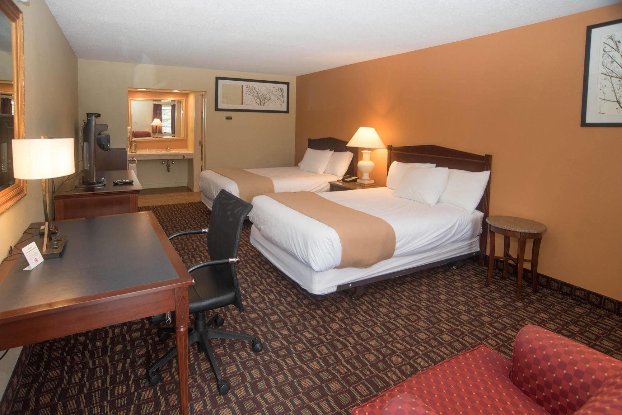 Colonnade Inn Lyndonville Εξωτερικό φωτογραφία