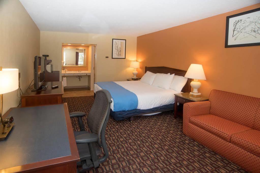 Colonnade Inn Lyndonville Εξωτερικό φωτογραφία